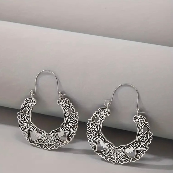 Bohemian Ethnic Metal Enamel Hoop Drop Earrings - Picture 3 of 5